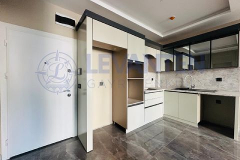 LEVANTEN'DEN TÖMÜKTE FULL SOSYAL TESİSLİ SATILIK SIFIR 1+1