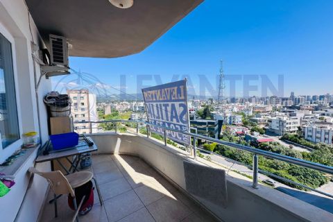 LEVANTENDEN ÜNİVERSİTE CD YOLA SIFIR CEPHELERİ AÇIK 1+1 HAVUZLU