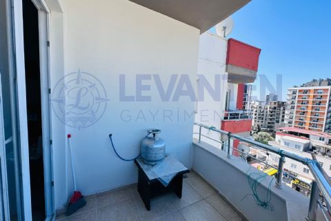 LEVANTENDEN ÜNİVERSİTE CD YOLA SIFIR CEPHELERİ AÇIK 1+1 HAVUZLU