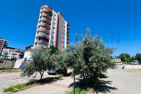 LEVANTENDEN ÜNİVERSİTE CD YOLA SIFIR CEPHELERİ AÇIK 1+1 HAVUZLU