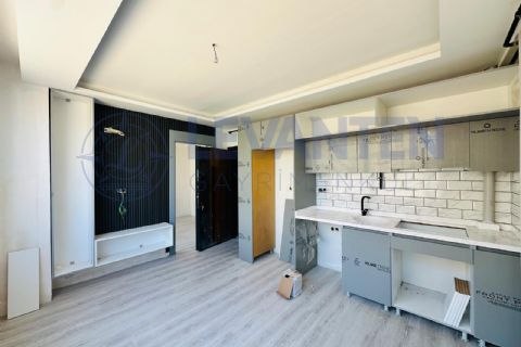 LEVANTENDEN VİRANŞEHİRDE SİTE İÇİ 0 1+1