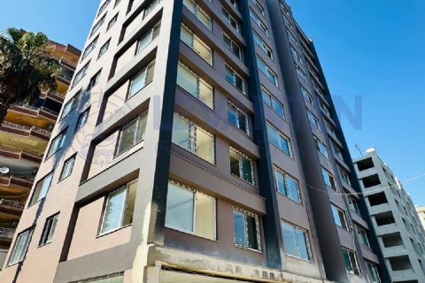 LEVANTENDEN VİRANŞEHİRDE SİTE İÇİ 0 1+1