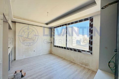 LEVANTENDEN VİRANŞEHİRDE SİTE İÇİ 0 1+1
