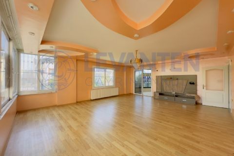 LEVANTENDEN YENİŞEHİR HÜRRİYETTE KOMBİ CAM BALKON HER KAT TEK GENİŞ 3+1