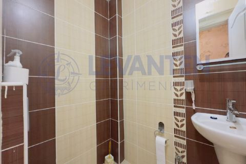 LEVANTENDEN YENİŞEHİR HÜRRİYETTE KOMBİ CAM BALKON HER KAT TEK GENİŞ 3+1