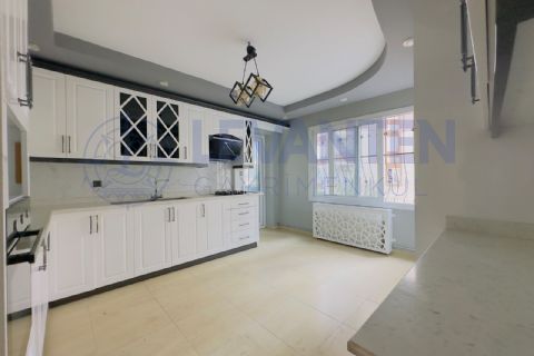 LEVANTENDEN YENİŞEHİR HÜRRİYETTE KOMBİ CAM BALKON HER KAT TEK GENİŞ 3+1