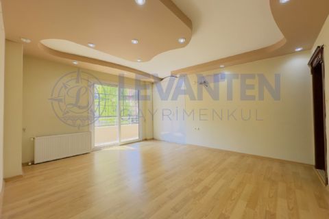 LEVANTENDEN YENİŞEHİR HÜRRİYETTE KOMBİ CAM BALKON HER KAT TEK GENİŞ 3+1