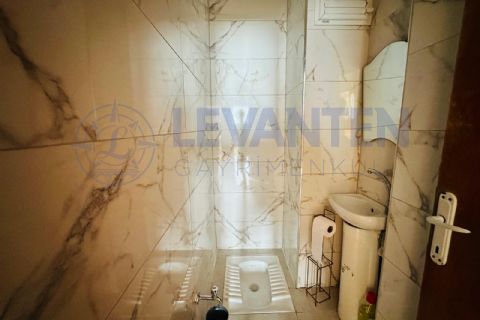 Mezitli'de Site İçi, Cepheleri Açık 3+1 Kiralık Daire