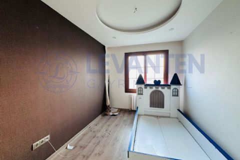 *YILLIK ÖDEME* LEVANTENDEN Havuzlu, Kapalı Garajlı 4+1 Daire