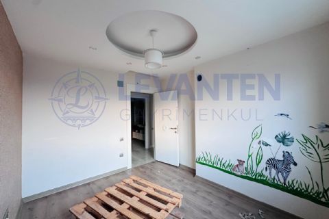 *YILLIK ÖDEME* LEVANTENDEN Havuzlu, Kapalı Garajlı 4+1 Daire